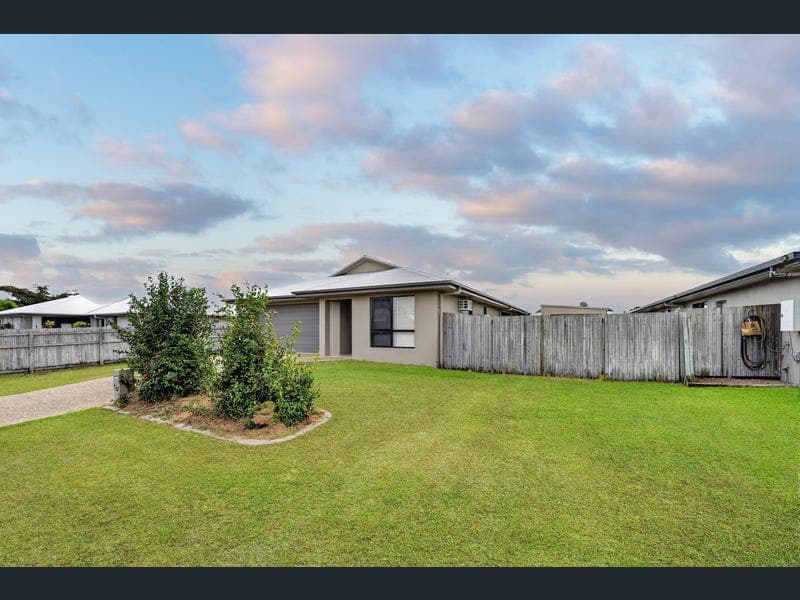 3 Epping Way, Mount Low — photo 1 of 5
