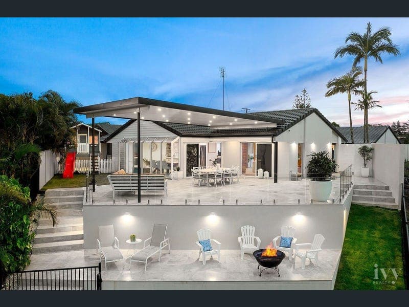 1 Rudd Street, Broadbeach Waters — photo 1 of 5