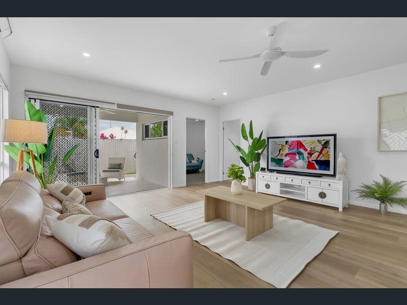 34 Skipper Court, Trinity Beach — photo 1 of 5