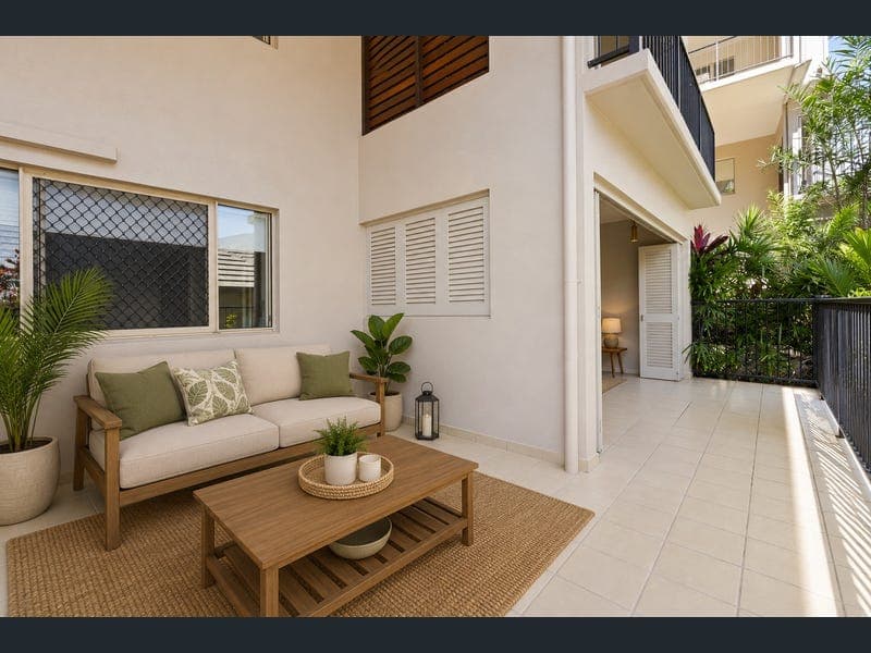 208/55-57 CLIFTON ROAD, Clifton Beach — photo 1 of 5