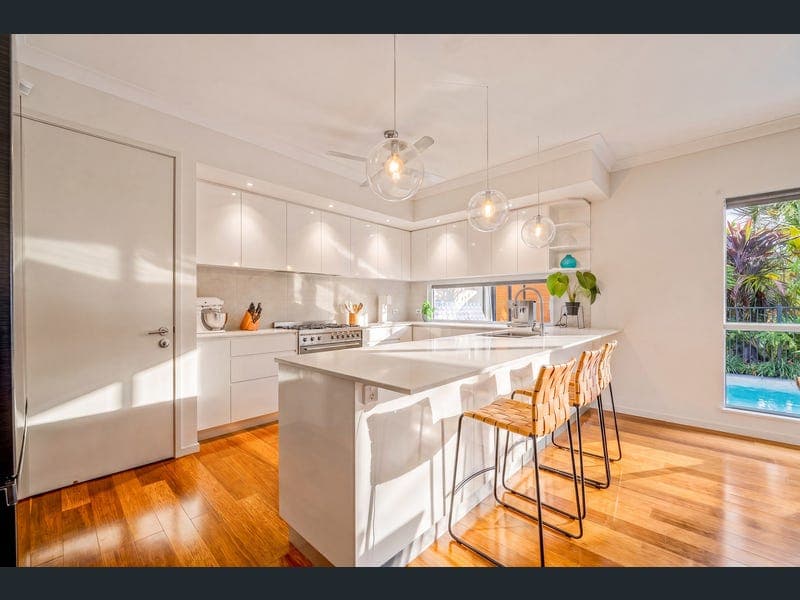 1 Trout Street, Kanimbla — photo 1 of 5