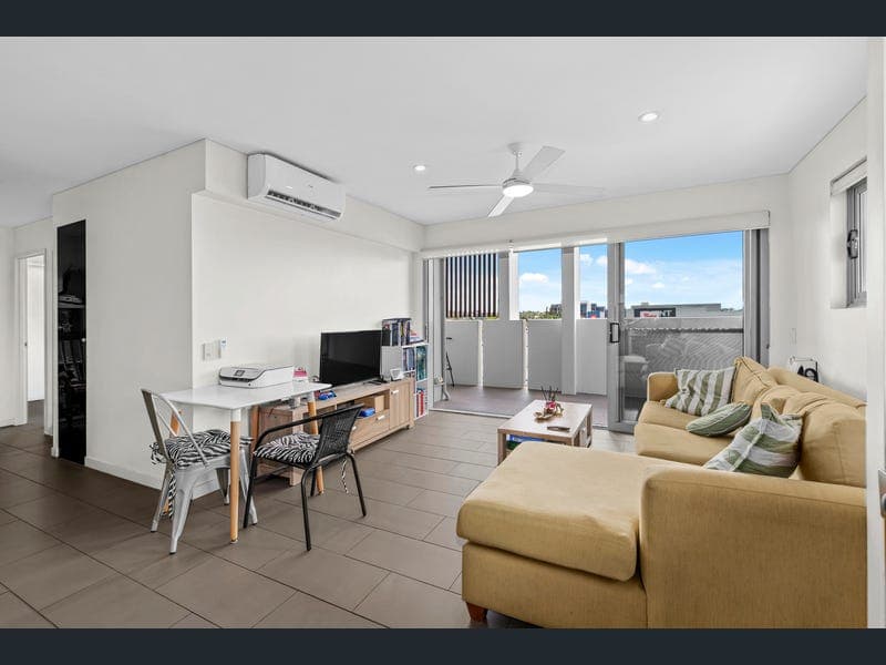 512/428 Hamilton Road, Chermside — photo 1 of 5