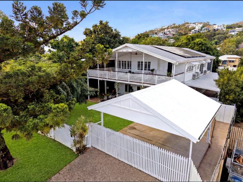 4 Hooper Street, Belgian Gardens — photo 1 of 5