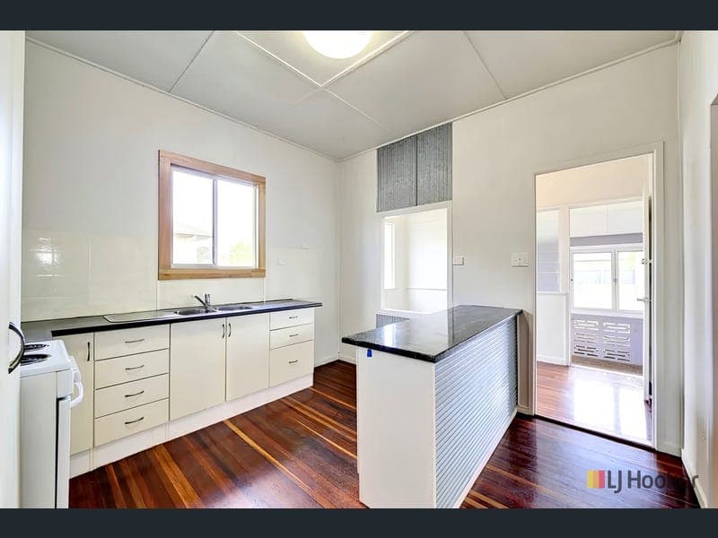 36 Baker Street, Kepnock — photo 1 of 5