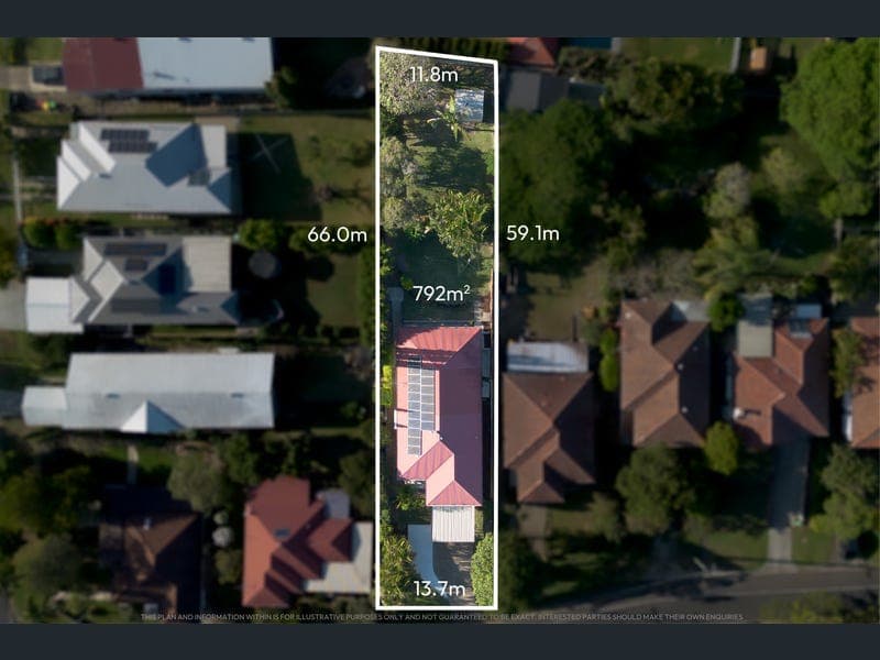 24 Kanumbra Street, Coorparoo — photo 1 of 5