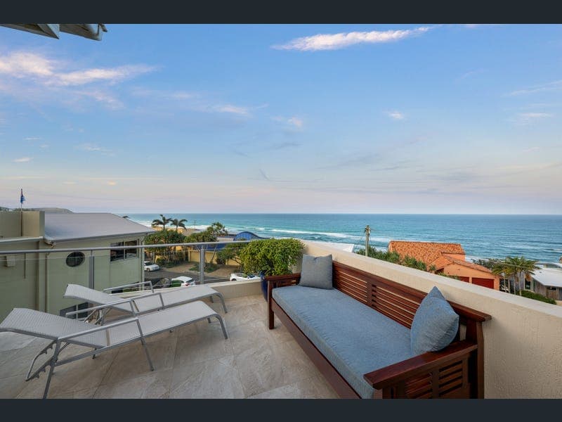 Unit 3/33 Tingira Crescent, Sunrise Beach — photo 1 of 5