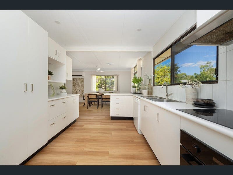 28 Catherine Crescent, Kelso — photo 1 of 5