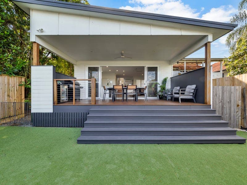 7 Conquest Street, Hendra — photo 1 of 5