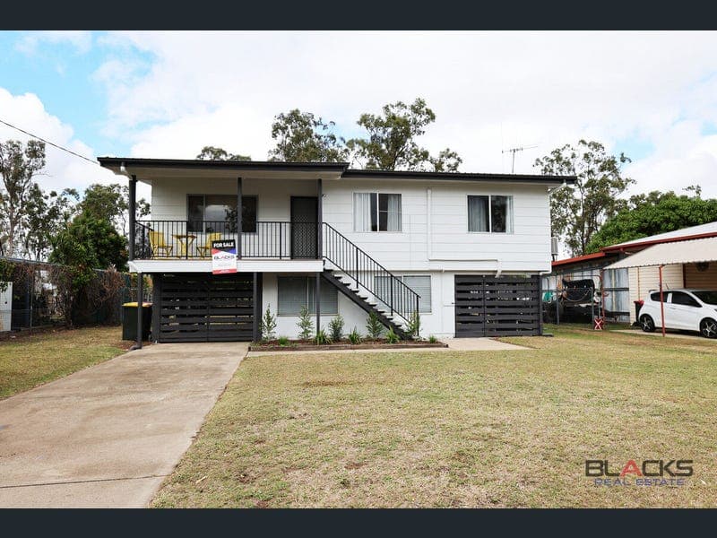 15 Beresford Crescent, Dysart — photo 1 of 5