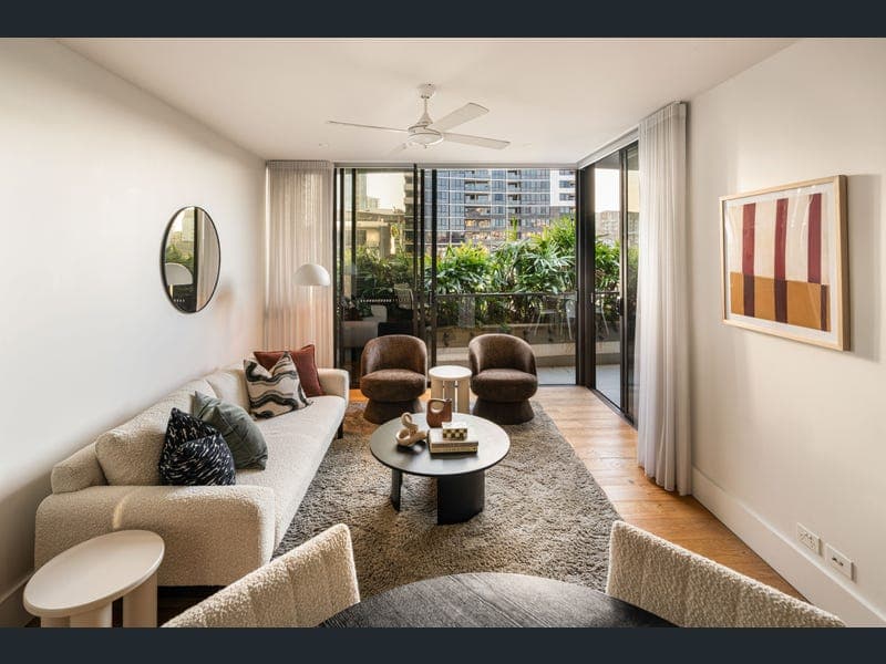 405/7 Chester Street, Newstead — photo 1 of 5