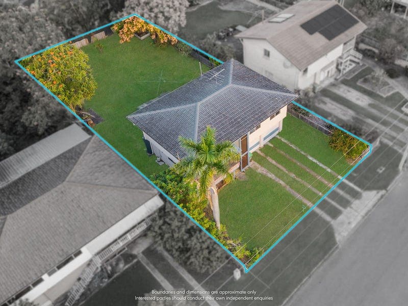 6 Keats Avenue, Strathpine — photo 1 of 5