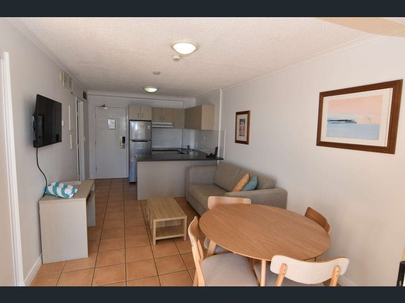124/180 Alexandra Parade, Alexandra Headland — photo 1 of 5