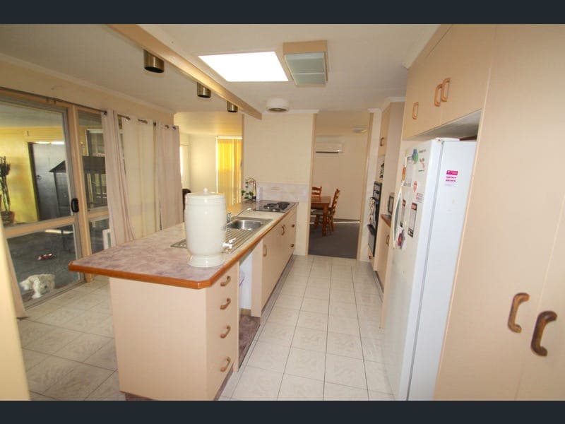 17 BEITZ STREET, Roma — photo 1 of 5