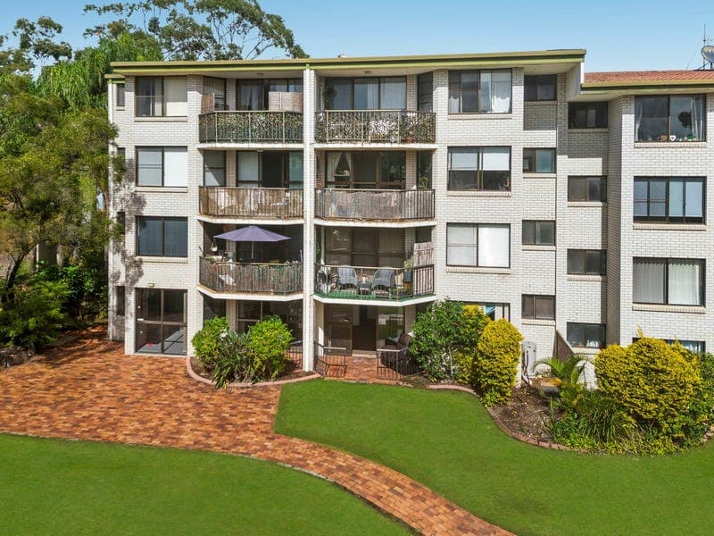 1/40 Murev Way, Carrara — photo 1 of 5
