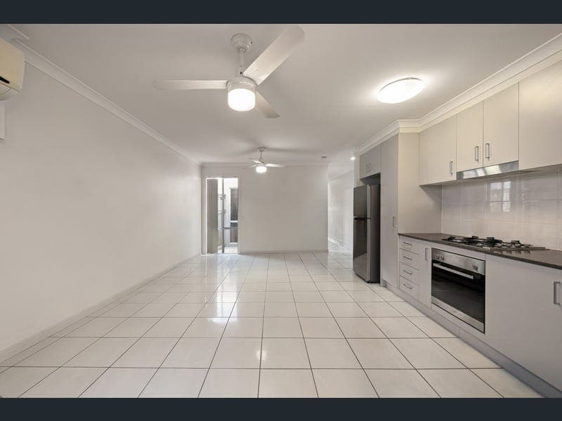 154 Carselgrove Avenue, Fitzgibbon — photo 1 of 5