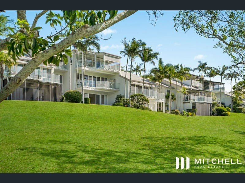 4999 St Andrews Terrace, Sanctuary Cove — photo 1 of 5