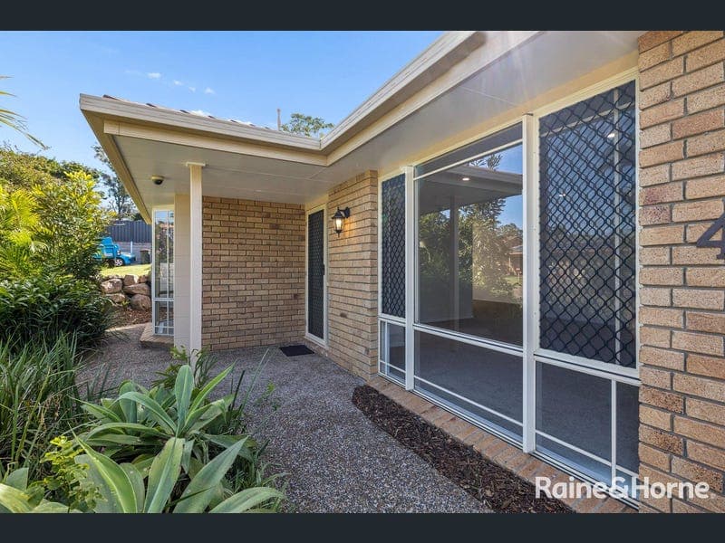 4 Monarch Court, Kallangur — photo 1 of 5