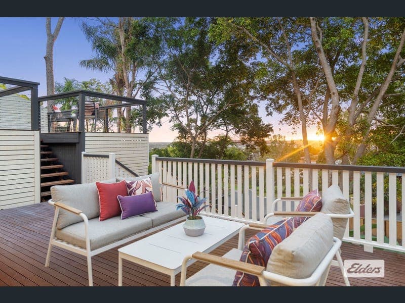 15 Wilmington Court, Springwood — photo 1 of 5