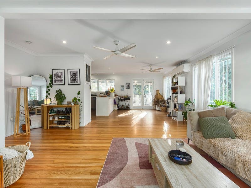 20 Chuter Street, Stafford Heights — photo 1 of 5