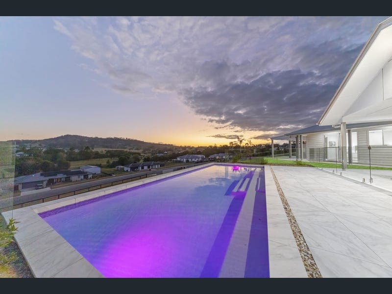 33 Swagmans Ridge, Chatsworth — photo 1 of 5