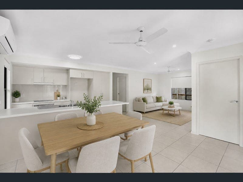33 Starcke Trail, Smithfield — photo 1 of 5