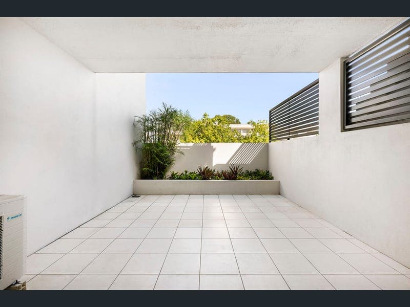 9/35 Norman Street, Annerley — photo 1 of 5
