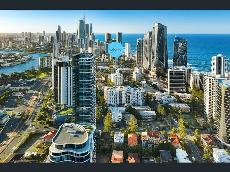 7/3-5 Beach Parade, Surfers Paradise — photo 1 of 5