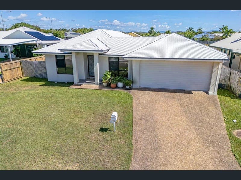 14 Tramore Circle, Burdell — photo 1 of 5