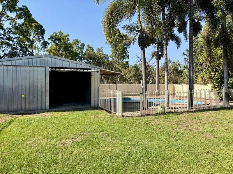 30 KENNEDY Drive, Moranbah — photo 1 of 5