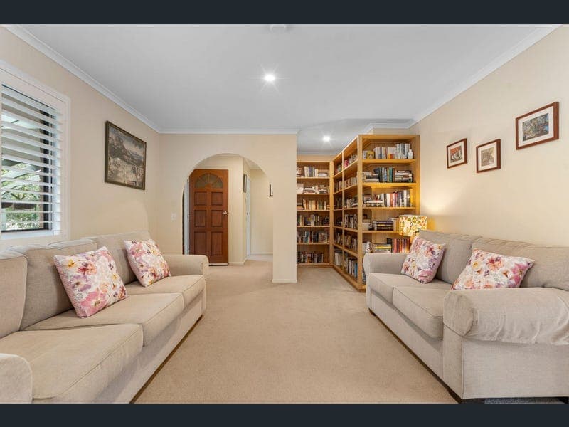 12 Kesteven Street, Albany Creek — photo 1 of 5