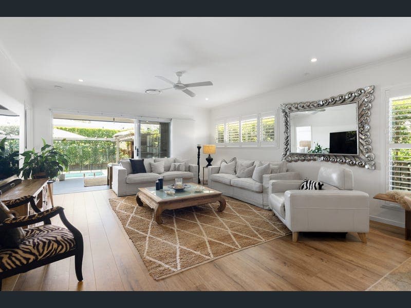 38 Hilton Terrace, Tewantin — photo 1 of 5