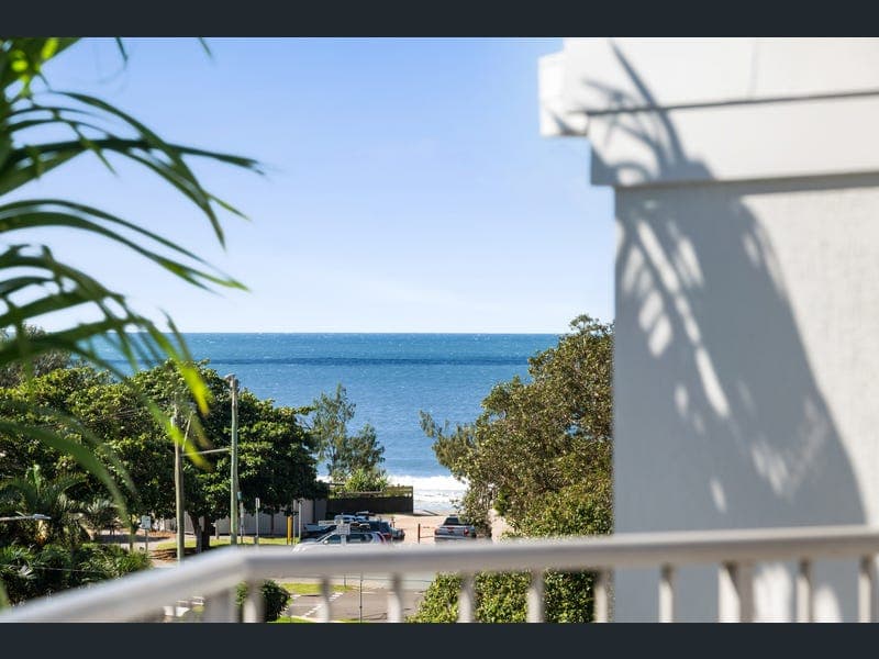12/14 Melrose Parade, Maroochydore — photo 1 of 5