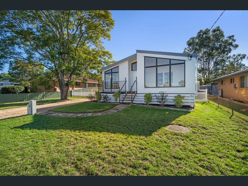 15 Cooper Street, Pittsworth — photo 1 of 5
