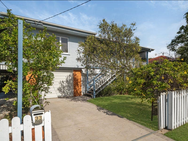 33 Ewan Street, Margate — photo 1 of 5