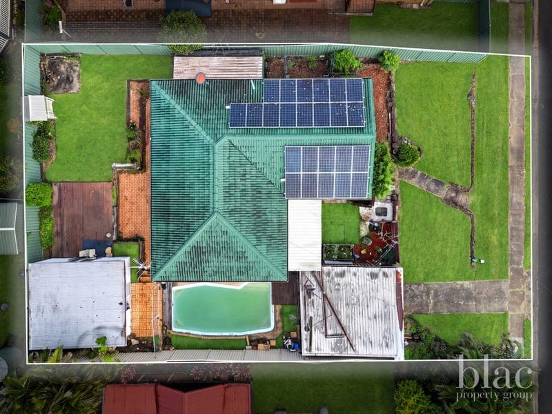 8 Chambery Road, Petrie — photo 1 of 5
