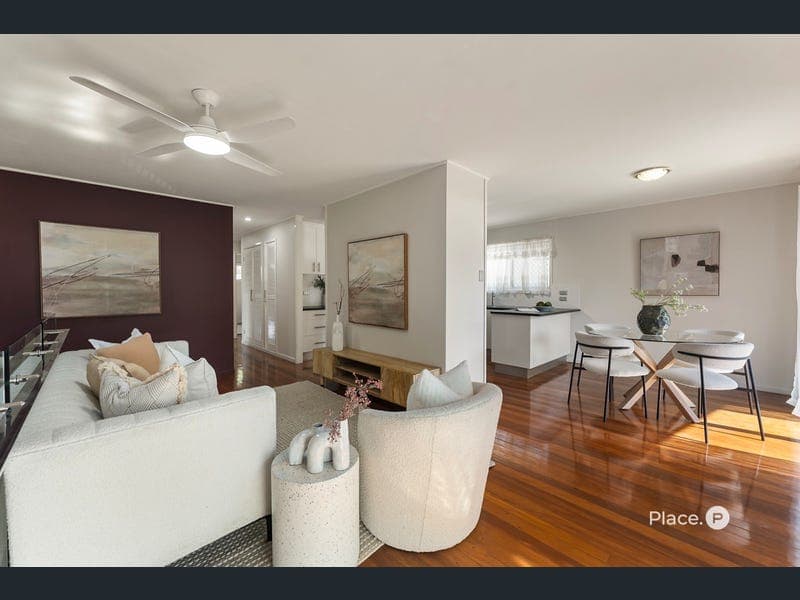 15 Menangle Avenue, Arana Hills — photo 1 of 5