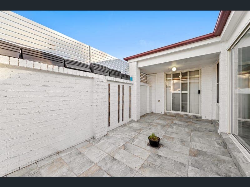 31 Rimu Crescent, Forest Lake — photo 1 of 5