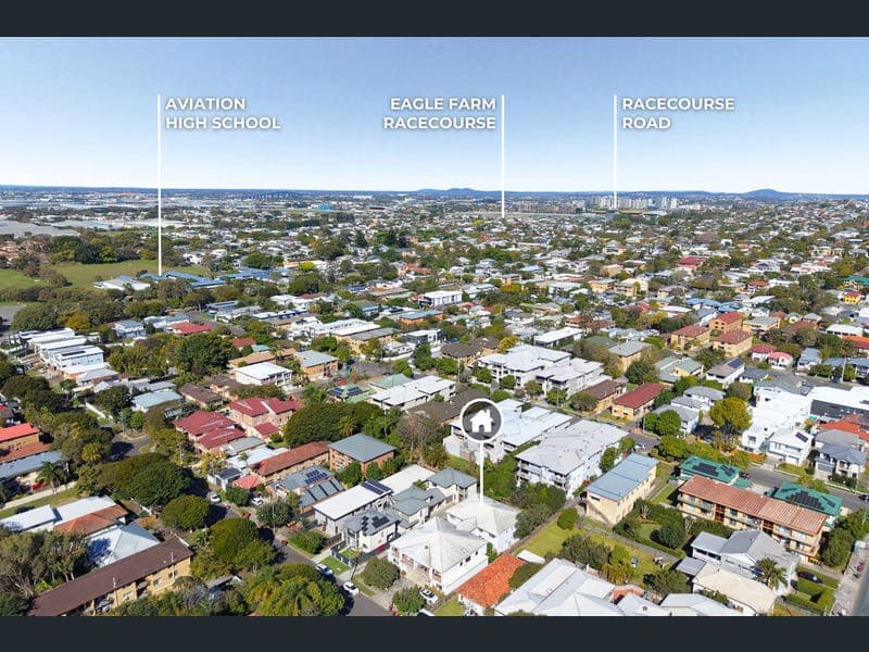 1/11 Wongara Street, Clayfield — photo 1 of 2
