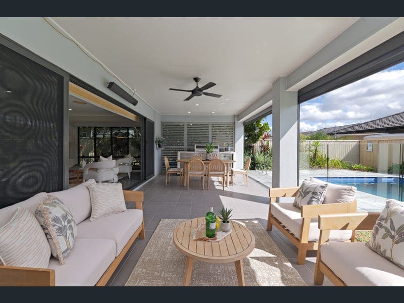 53 Macintyre Crescent, Pelican Waters — photo 1 of 5