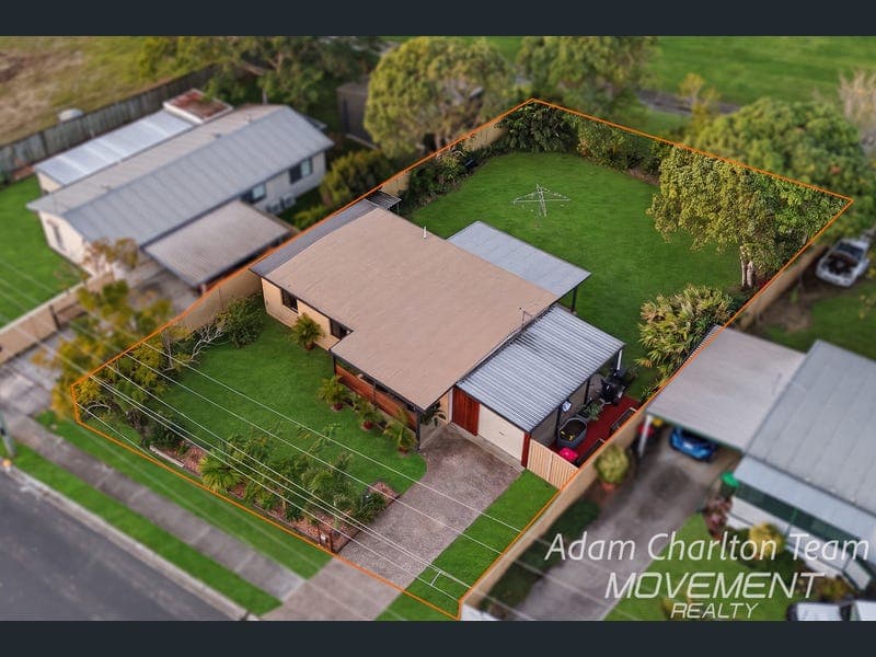 6 Amy Street, Morayfield — photo 1 of 5