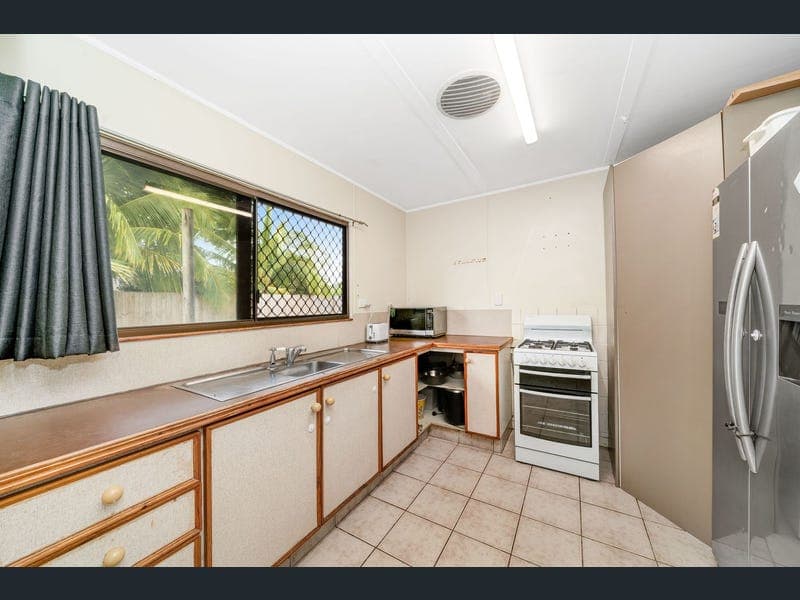 7 Thorburn Court,, Kelso — photo 1 of 5