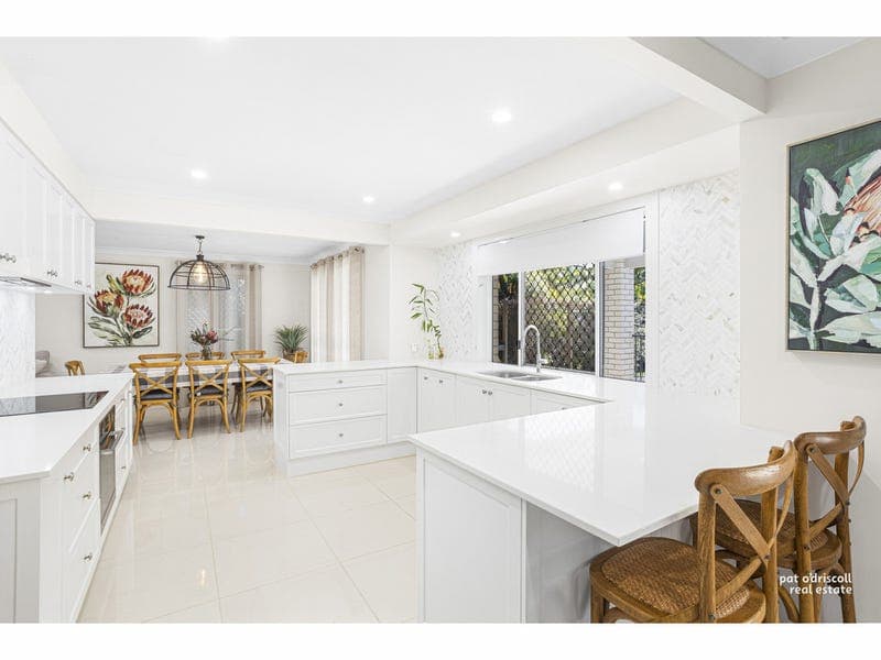 64 Rosewood Drive, Norman Gardens — photo 1 of 5