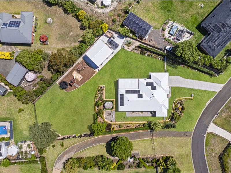 3 Wedgetail Drive, Highfields — photo 1 of 5