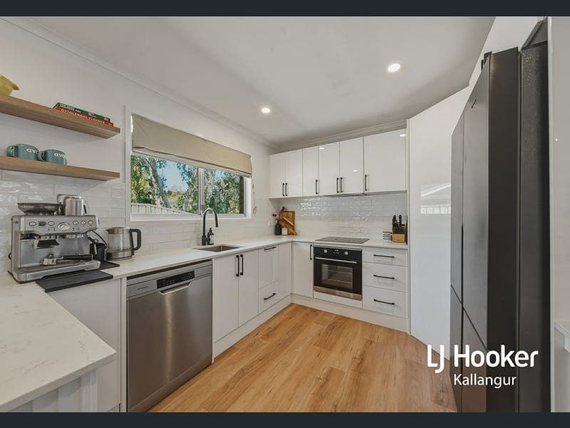 21 Octavius Drive, Kallangur — photo 1 of 5