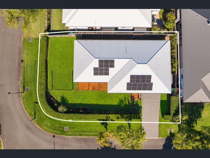 22 Plantation Crescent, Maudsland — photo 1 of 5