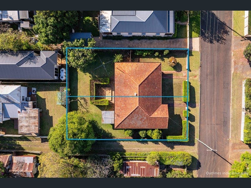13 Kennedy Street, North Toowoomba — photo 1 of 5