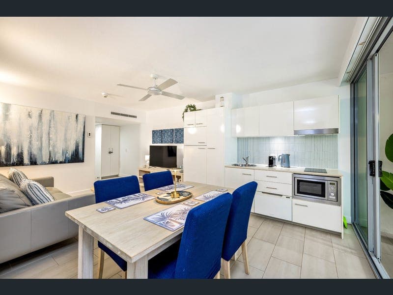 4102/2-22 Veivers Road, Palm Cove — photo 1 of 5