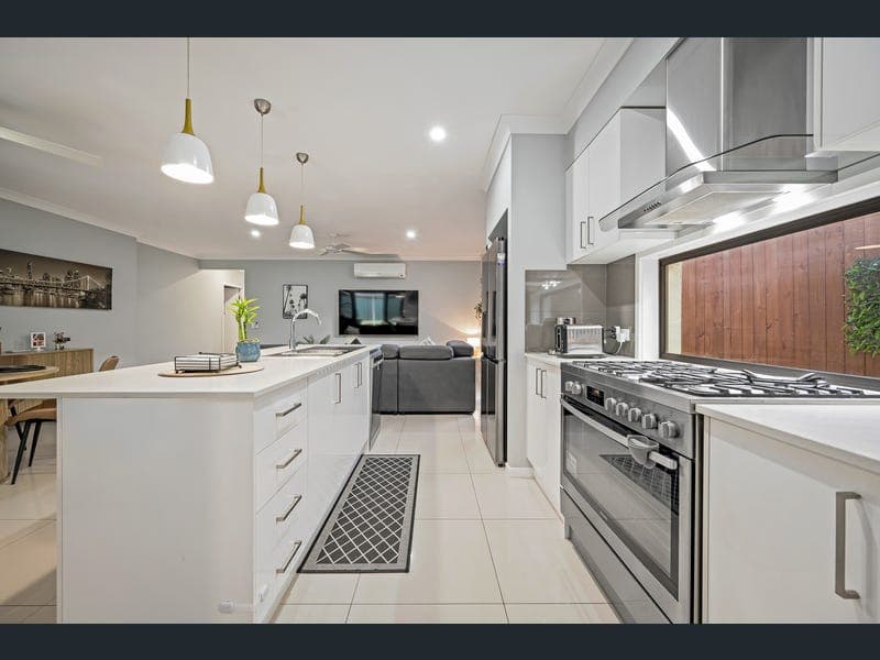 15 Fig Tree Circuit, Caboolture — photo 1 of 5