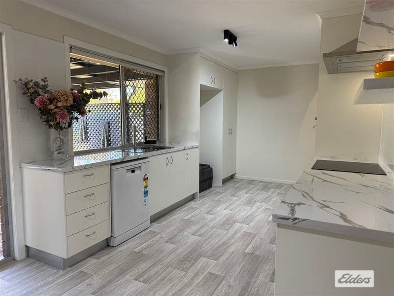 19 Covington Street, Chinchilla — photo 1 of 5