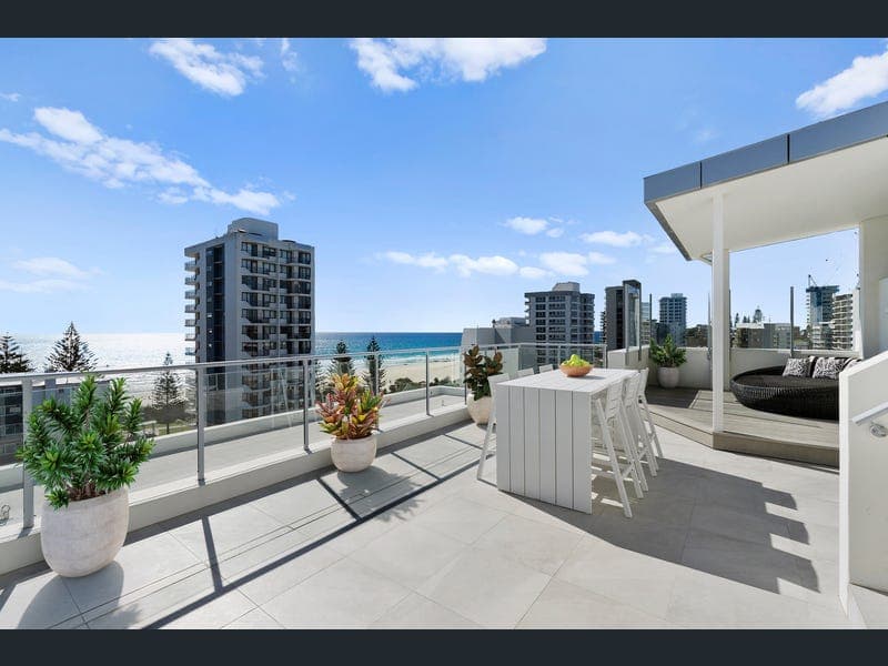 1001/215 Boundary Street, Rainbow Bay — photo 1 of 5